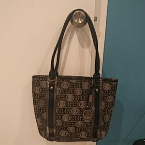 NWOT Giani Bernini shoulder purse